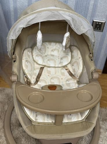 Oğlan və qız üçün, Beşik, Yellənmə mexanizm ilə — 4