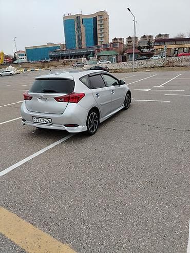 guzgulərin satışı: Toyota Corolla: 1.8 l | 2016 il Hetçbek — 3
