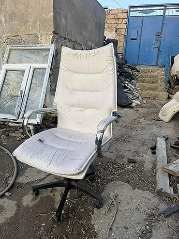 Təkərli, Qolları tənzimlənmir, Süni dəri