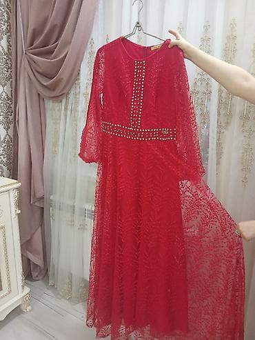 Qırmızı zərif axşam/gecə geyimi - Model: Uzun, A-kəsim, dairəvi