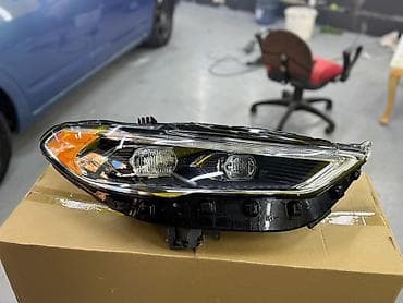 Sağ, Yaxın və uzaq vuran işıqlar Ford, Orijinal