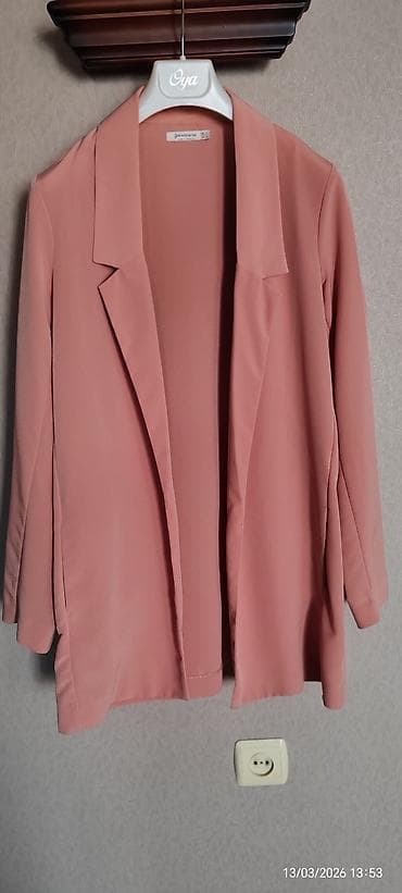 Stradivarius qadın blezeri - Rəng: pudra/çəhrayı - Kəsim: düyməsiz — 3