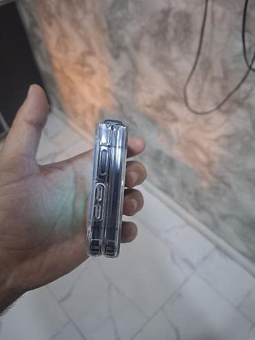 Samsung Galaxy Z Flip 5, 512 ГБ, цвет - Синий, Беспроводная зарядка