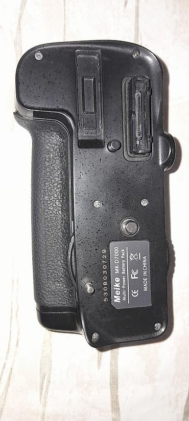 apple iphone 6s: Meike MK-D7000 Multi-Power Battery Pack (Nikon D7000 üçün) Məhsul — 1