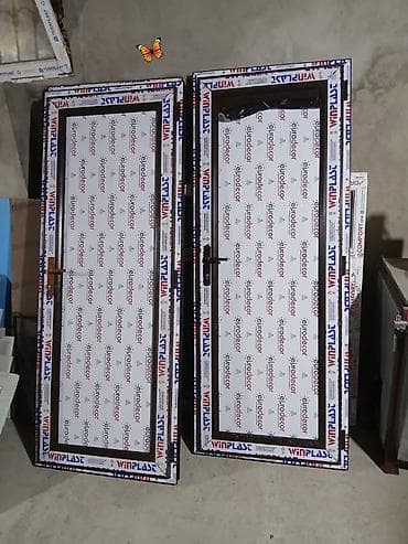 qapı plastik: SAMİRƏ🦋 3 ədəd kariçnivi rəngli təzə plastik qapılar bir ədədi 190m — 1