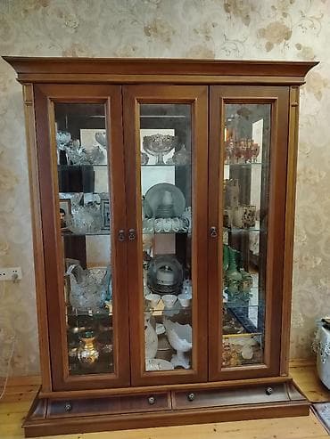 mini şkaf: *200 Azn* Qorka satılır. Yaxşı vəziyyətdədir. Turkiye — 1