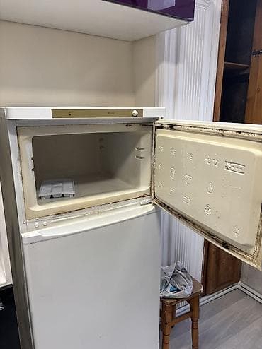 indesit soyuducu: Razılaşarıq
İçi təmizlənməlidir — 2