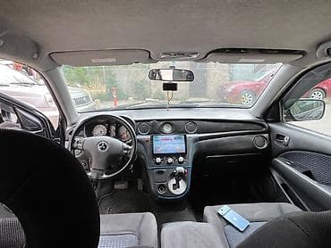 Mitsubishi Airtrek (Black) – şəhər və uzun yol üçün çox yönlü kompakt