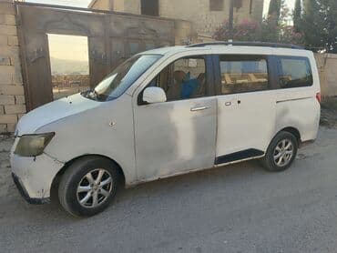 Changan Honor: 1.5 l | 2014 il 280000 km Van/Minivan