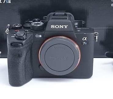 msi az: Sony Alpha A7S III (ILCE-7SM3) gövdə – E-mount tam kadr gücü - — 1