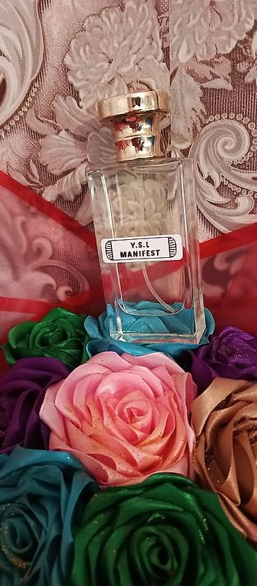 brend kişi ətirləri: Qoxusu gunlerle Qalici Etrlerdi Maqazin Baxlanib deye ucuz satilir — 4