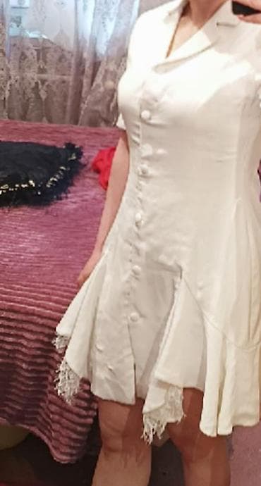 sade dön modelleri: Qadın geyim dəsti – 4 model 1) Tünd mavi kombinezon: - Tək çiyin — 3