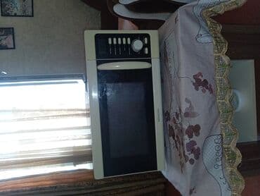 işlenmiş mikrovalnovka: Mikrodalğalı soba Kenwood, Quraşdırılan, Mikrodalğalar ilə, rəng - Ağ, İşlənmiş — 1