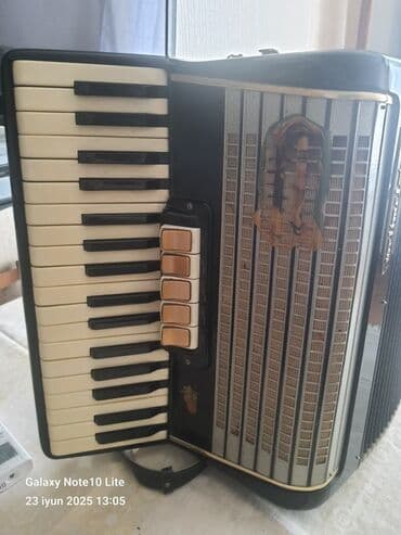 oyma alətləri: Akustik Akkordeon, İşlənmiş, Ünvandan götürmə — 2