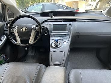 Toyota Prius: 1.8 l | 2010 il Hetçbek — 5