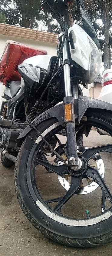 07 disk: Motosiklet – gündəlik sürüş və kuryer işləri üçün praktik şəhər — 3