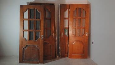 Taxta şüşəli qapılar dəsti 4 ədəd biri 35 manat 90 SM en 205 uzun real