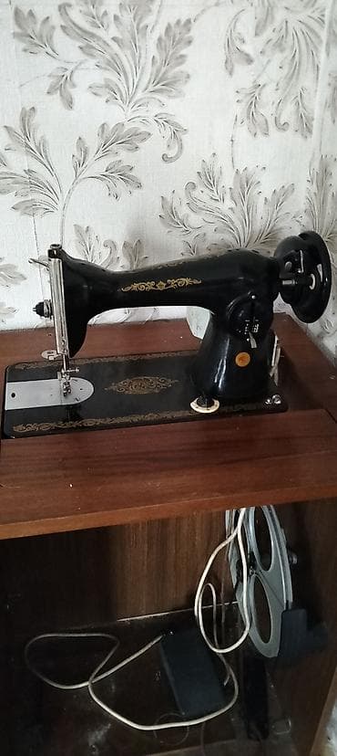 video yukle az: Elektrik tikiş maşını və şkaf-stol komplekti - Klassik, ağır metal — 6