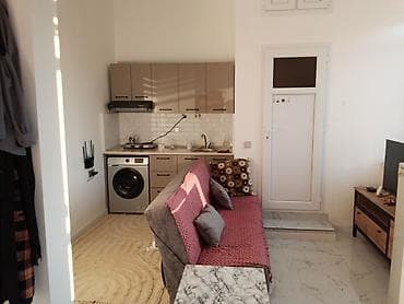 yaşmada: Bir nefer BEY otaq yoldaşı axtarilir yaş heddi 18-28 qeder. Ev — 4