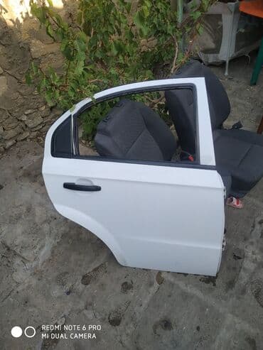 w210 qapı: Sol arxa, Ravon Nexi R3, 2018 il, ABŞ, Ünvandan götürmə — 1