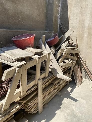 qapi ustu asmalar: Tikinti üçün taxta materialları və köməkçi ləvazimatlar paketi - — 2