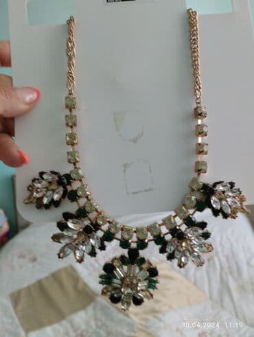 boyunbağı gumuş: Aldı firmanın boyunbaqilari, her biri 35 azn, tezediler — 2