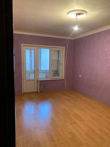 xacmazda tecili satilan evler: Bakı, 4 otaqlı, Köhnə tikili, m. Qara Qarayev, 110 kv. m — 10