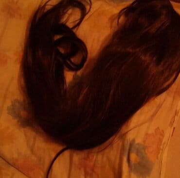 Tezedir parik başdan düşmür rezinlidir.140man son yeri endirimle yarı — 2