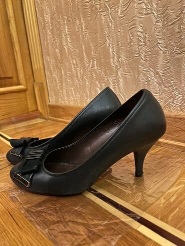 tangetka ayaqqabi: Tuflilər, Ölçü: 37, İşlənmiş — 2