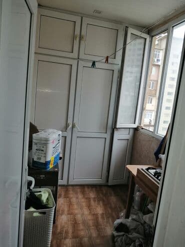 купить комнату гостиничного типа: Satış üçün mənzil – geniş və işıqlı. - Planlaşdırma: iri qonaq otağı — 3