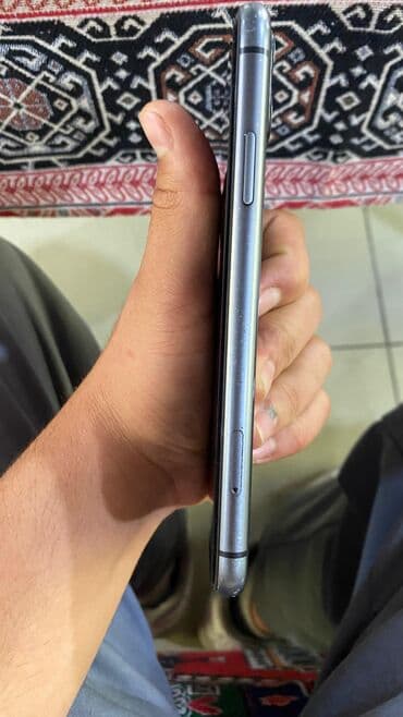 ikinci el ayfon 5: IPhone 11, 128 GB, Qara, Simsiz şarj, Zəmanət, Face ID — 3