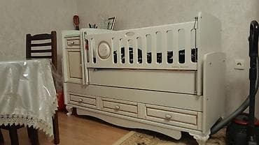 transformer carpayı: Oğlan və qız üçün, Dördbucaq, Beşik, Dəstsiz, Matrassız, Yellənmə mexanizmsiz — 2