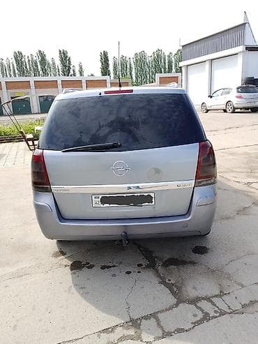 cobalt bar: Opel Zafira: 1.9 l | 2006 il 320000 km Van/Minivan — 4