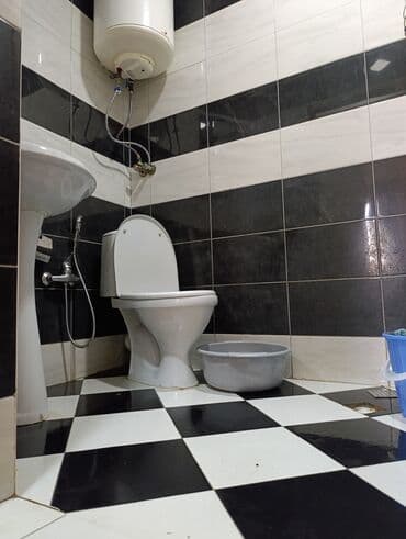 Qarajlar: Mənzil Masazır qəsəbəsi Qurtuluş 93 kompleksində 6 mərtəbəli binanın — 7