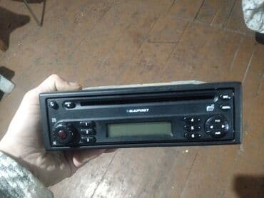 kredit maqintafon: Maqnitol, AUX — 3