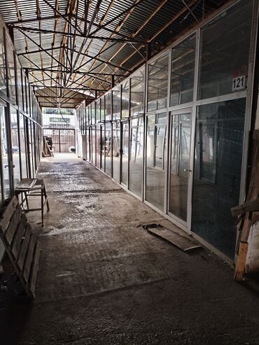 аренда торгового места в магазине: Sərçə bazarı daxilində magazalar istənilən ölçüdə düzəldilib icarəyə — 3