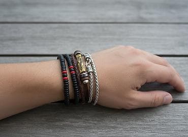 qol: 🗣️Qiymət 8M❌ YALNIZCA 4M Bəli Təsbeh; Biləklik; Dəmir biləklik—3/1 — 1