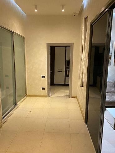 Mənzillər: İcarəyə verilir 3 otaqlı yeni tikili 206 m², Nizami m. Kateqoriya — 10