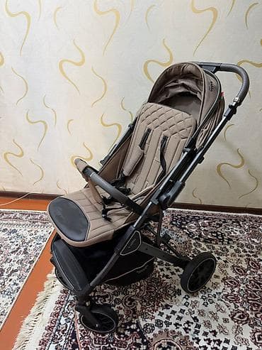 uşaq çanta: MilKidilo firmasının kalyaskası 65man satılır. 220 azn alınıb Uşaq — 2