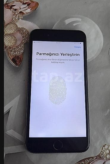 IPhone 7 Plus, 128 GB, Qara, Barmaq izi lalafo.az -da IPhone 7 Plus, 128 GB, Qara, Barmaq izi