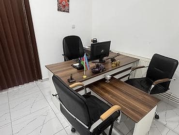 komputer masası: Ofis mebel dəsti – L formalı və əlavə köməkçi masa ilə + 2 qonaq — 1