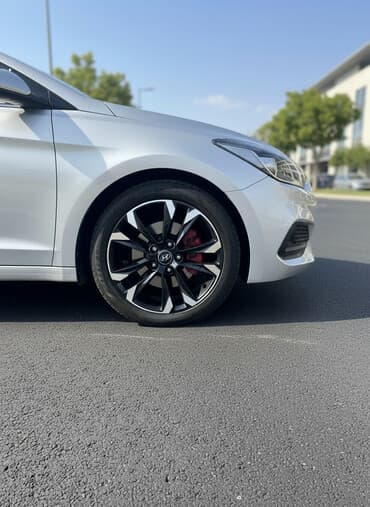 disk 14: Disk təkər Hyundai 225 / 45 / R 17, 5 Boltlu — 1