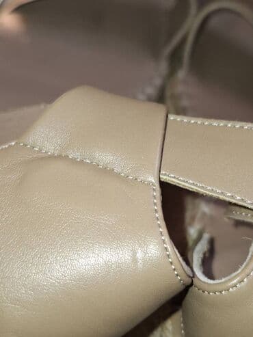 белые босоножки на тракторной подошве: Размер: 40, Новый — 20