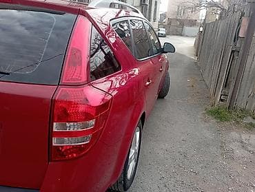kia ceed qranat: Kia cee’d (hatchback), qırmızı rəng. - Sürətlər qutusu: mexaniki (5 — 7