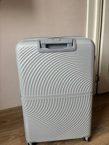 kəmər başlığı: Sərt korpuslu böyük ölçülü səyahət çamadanı – açıq boz rəng. - Korpus — 2