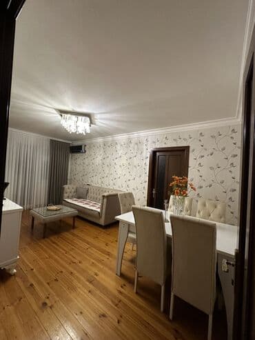 Другая мебель для дома: Диван, Б/у, Нераскладной, Без подьемного механизма, Ткань, Нет доставки — 3