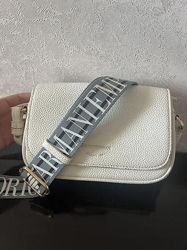 balaca canta: Çiyin çantası, Emporio Armani — 2