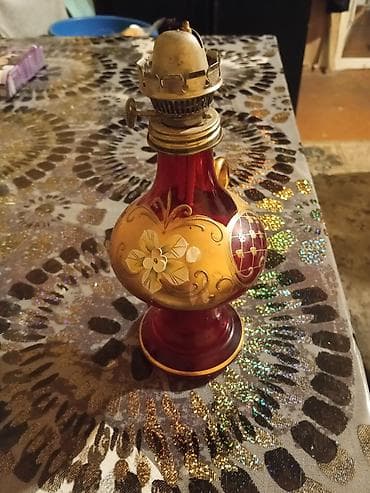 antik samovar: Qədimi üslubda şüşə kerosin lampası - Material: qalın qırmızı (ruby) — 1