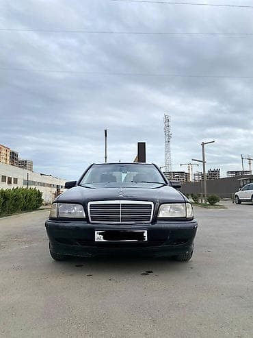 Мототранспорт: Mercedes-Benz C-Class sedan - Kuzov: 4 qapılı sedan, qara rəng - — 1