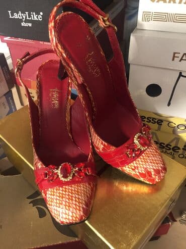 string alt paltarlari: Tuflilər — 2